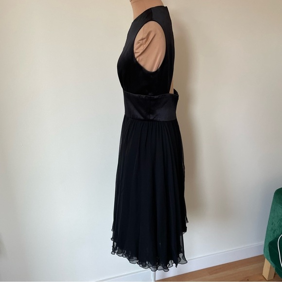 Frank Agostino m Silk Black Sleeveless Front Cut Out Fit Flare Cocktail Dress 4 - Picture 2 of 11